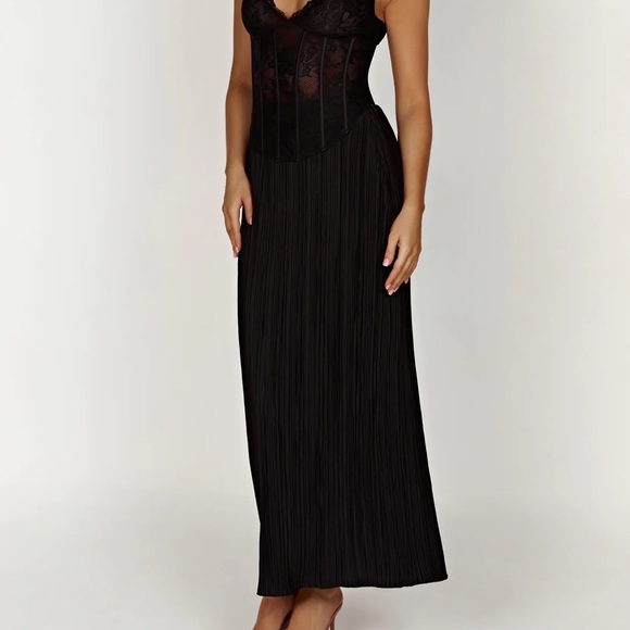 NWT Meshki ELSIE Plisse Maxi Skirt Black small - Picture 4 of 9